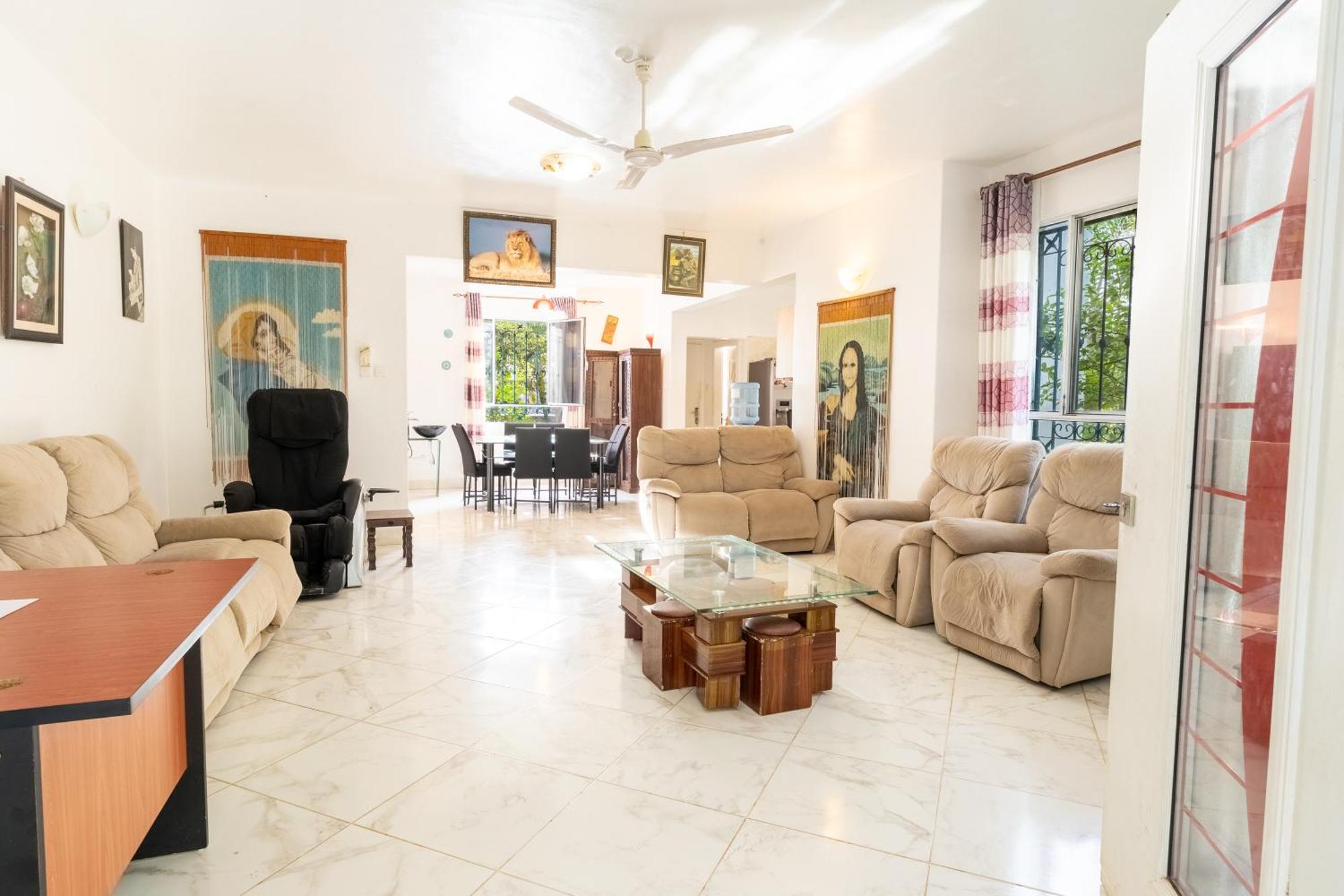 Queens Chateau Boutique Villa Diani Beach Exteriör bild